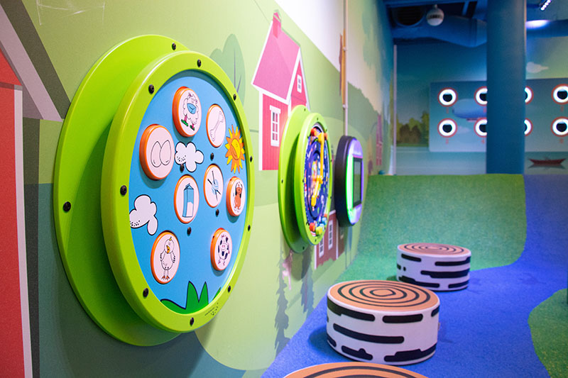 IKC-Kinderspielbereich im Möbelhaus Warrington im Vereinigten Königreich IKC-Kinderspielbereich im Möbelhaus Warrington im Vereinigten Königreich