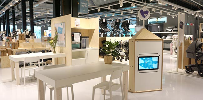Kinderhoek als onderdeel van het winkelinterieur Kinderhoek als onderdeel van het winkelinterieur