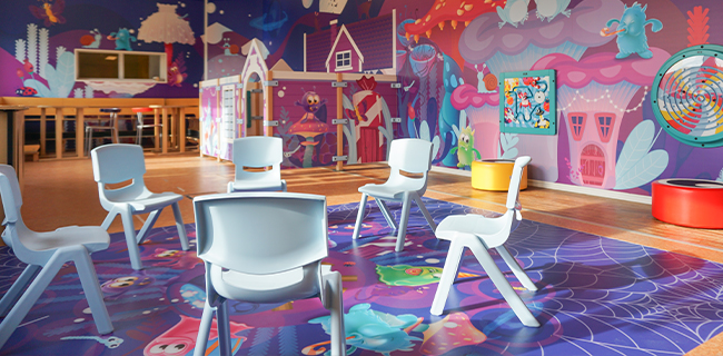 IKC speelruimte voor kinderen bij kinderdagverblijf 't Parelbosch in Eindhoven IKC speelruimte voor kinderen bij kinderdagverblijf 't Parelbosch in Eindhoven