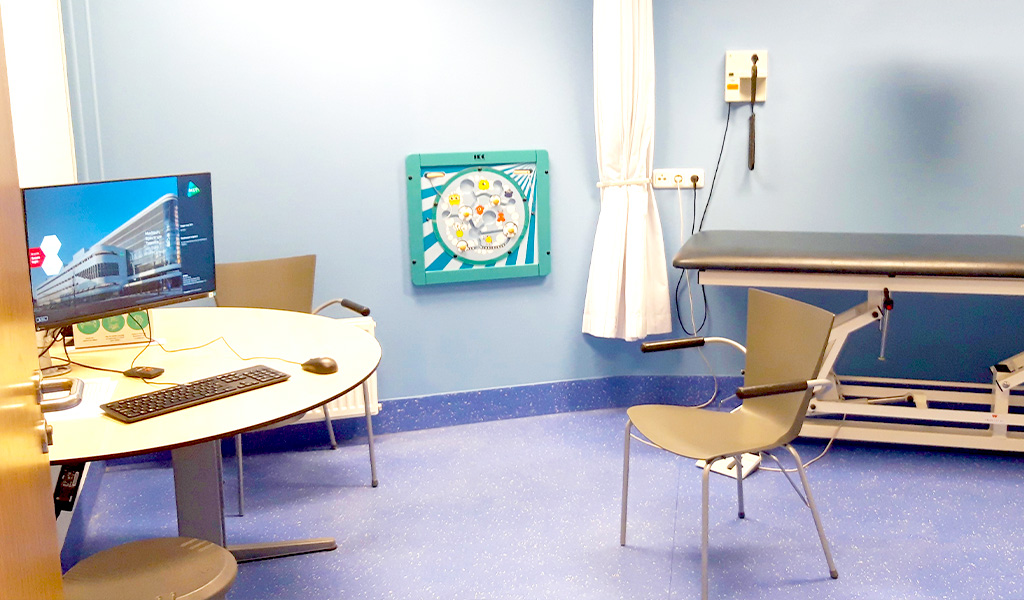 Wandspiel für Kinder in der Arztpraxis Wandspel voor kinderen bij de huisarts