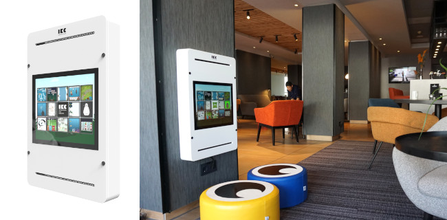 Interaktive Spielkonsole mit Touchscreen Interaktive Spielkonsole mit Touchscreen