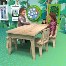 Op deze afbeelding ziet u kindermeubel buxus kindertafel hout
